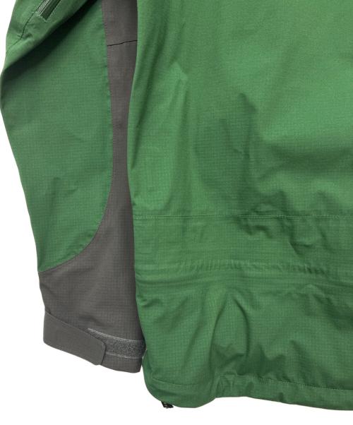 MOUNTAIN HARD WEAR（マウンテンハードウェア）MOUNTAIN HARD WEAR (マウンテンハードウェア) ウィンターコヒージョンジャケット グリーン×グレー サイズ:Mの古着・服飾アイテム