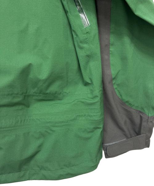 MOUNTAIN HARD WEAR（マウンテンハードウェア）MOUNTAIN HARD WEAR (マウンテンハードウェア) ウィンターコヒージョンジャケット グリーン×グレー サイズ:Mの古着・服飾アイテム