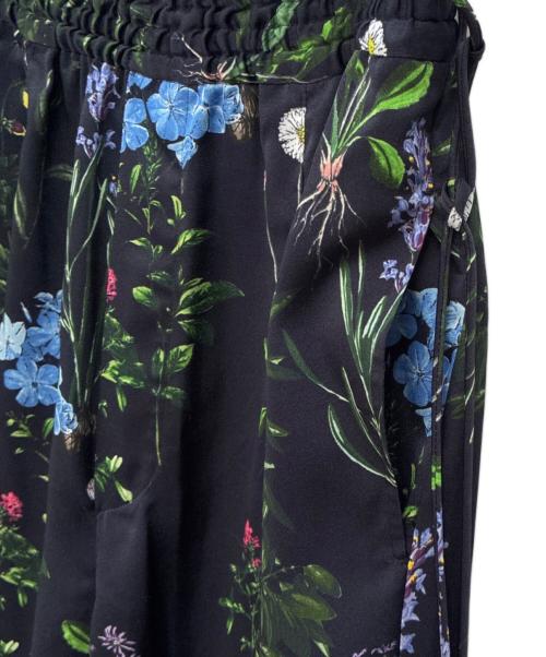 ticca（ティッカ）TICCA (ティッカ) フラワープリントパンツ ブラック サイズ:FREEの古着・服飾アイテム