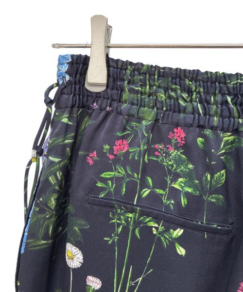 ticca（ティッカ）TICCA (ティッカ) フラワープリントパンツ ブラック サイズ:FREEの古着・服飾アイテム
