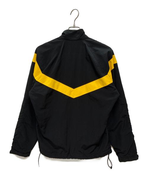 US ARMY（ユーエスアーミー）US ARMY (ユーエスアーミー) APFU ナイロン トレーニングジャケット ブラック×イエロー サイズ:SMALL-REGULARの古着・服飾アイテム