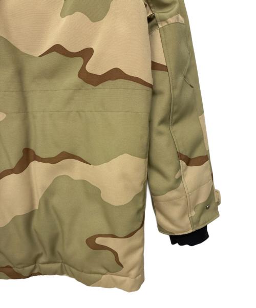 LACOSTE（ラコステ）LACOSTE (ラコステ) デザートカモ ダウンジャケット ベージュ×ブラウン サイズ:Mの古着・服飾アイテム