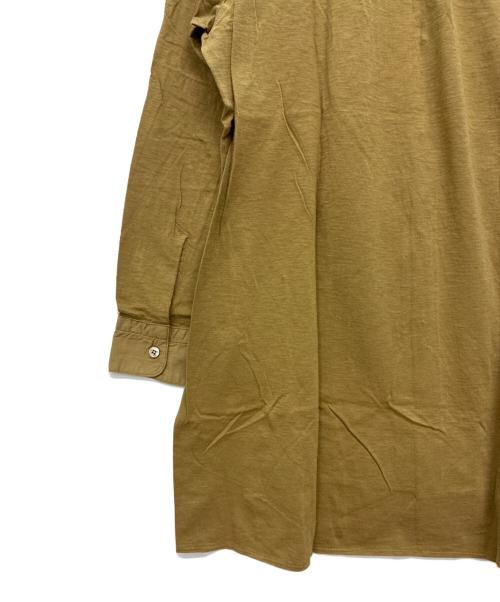 45rpm（45アールピーエム）45rpm (45アールピーエム) バンドカラーピンタック コットンカットソーブラウス ベージュ サイズ:size 3の古着・服飾アイテム