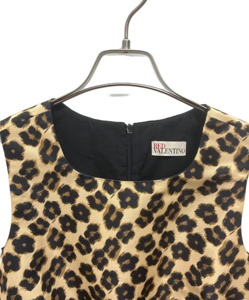 RED VALENTINO（レッドヴァレンティノ）RED VALENTINO (レッドヴァレンティノ) ノースリーブ・キャミソールワンピース ベージュ サイズ:38の古着・服飾アイテム