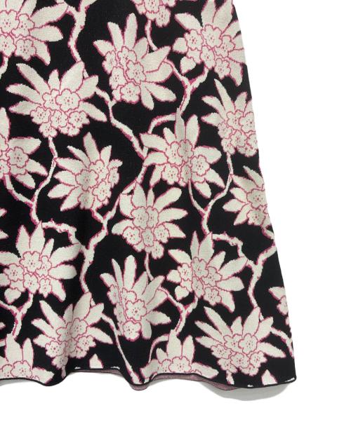 VALENTINO（ヴァレンティノ）VALENTINO (ヴァレンティノ) 半袖ジャカードニットドレス ブラック×ピンク サイズ:Mの古着・服飾アイテム