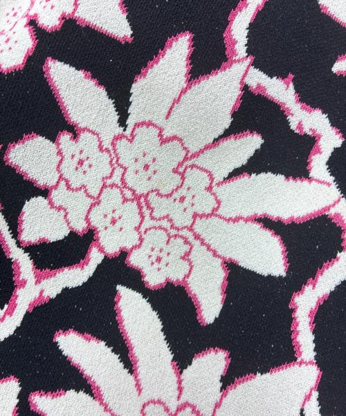 VALENTINO（ヴァレンティノ）VALENTINO (ヴァレンティノ) 半袖ジャカードニットドレス ブラック×ピンク サイズ:Mの古着・服飾アイテム