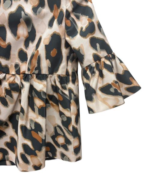 RED VALENTINO（レッドヴァレンティノ）RED VALENTINO (レッドヴァレンティノ) ジャケット ベージュ×ブラック サイズ:38の古着・服飾アイテム