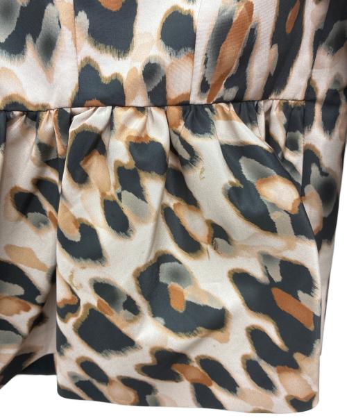 RED VALENTINO（レッドヴァレンティノ）RED VALENTINO (レッドヴァレンティノ) ジャケット ベージュ×ブラック サイズ:38の古着・服飾アイテム