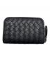 BOTTEGA VENETA（ボッテガベネタ）の古着「イントレチャート コインケース」｜ブラック