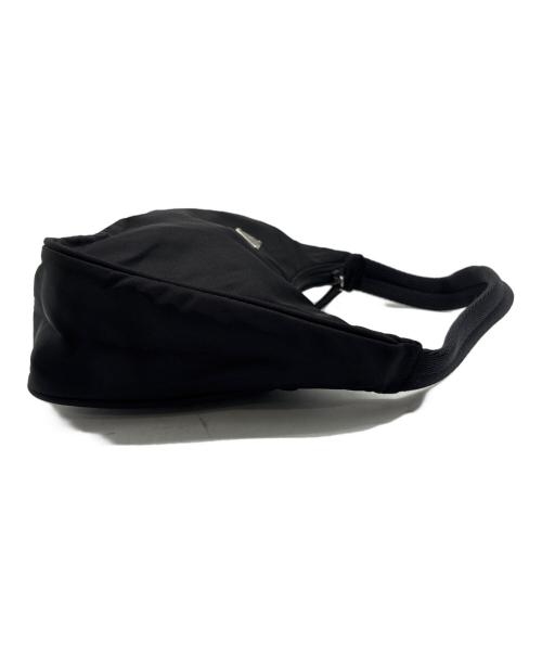 PRADA（プラダ）PRADA (プラダ) ナイロンハンドバッグ ブラックの古着・服飾アイテム