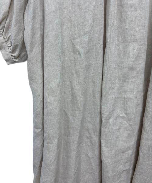 08MAB（ゼロハチマブ）08MAB (ゼロハチマブ) 半袖ワンピース ベージュ サイズ:Fの古着・服飾アイテム