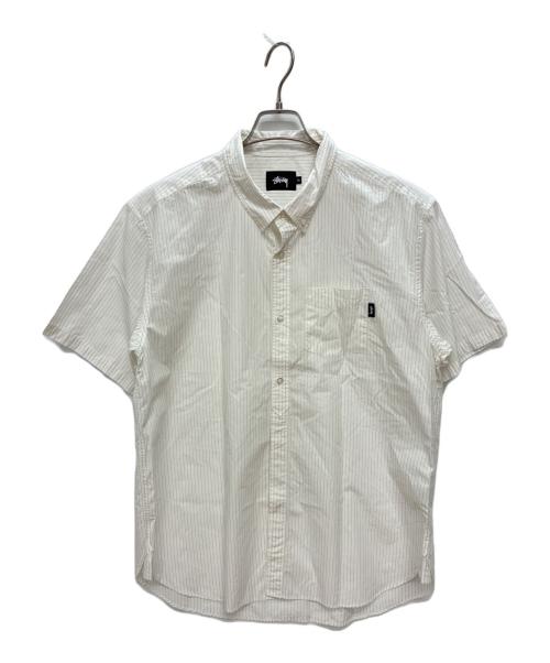 stussy（ステューシー）stussy (ステューシー) ストライプ 半袖シャツ ホワイト×ブラック サイズ:XLの古着・服飾アイテム