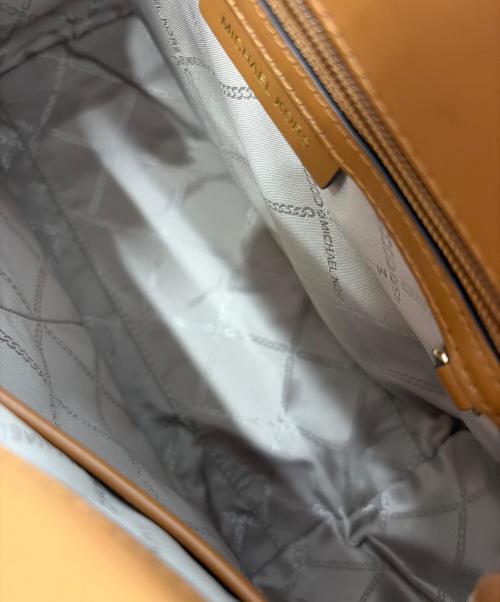 MICHAEL KORS（マイケル・コース）MICHAEL KORS (マイケル・コース) ハンドバッグ ブラウン×ホワイトの古着・服飾アイテム