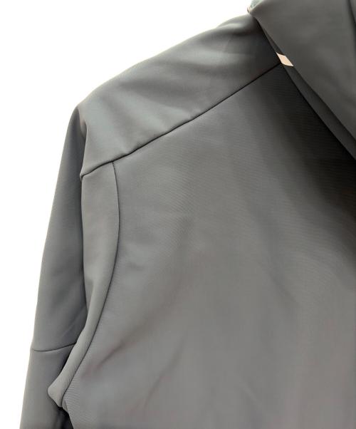 OAKLEY（オークリー）OAKLEY (オークリー) En 3RDG Synchro Warm Jacket 2.0 グレー サイズ:JPN XLの古着・服飾アイテム