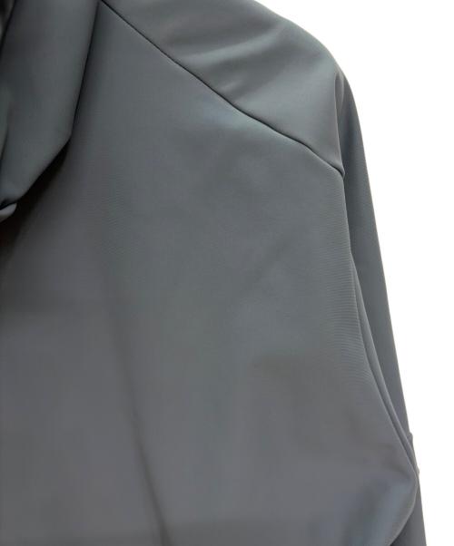 OAKLEY（オークリー）OAKLEY (オークリー) En 3RDG Synchro Warm Jacket 2.0 グレー サイズ:JPN XLの古着・服飾アイテム