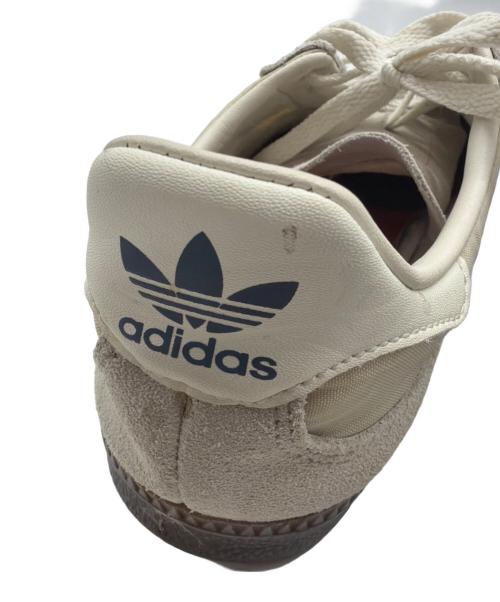 adidas（アディダス）adidas (アディダス) ローカットスニーカー ベージュ サイズ:24.5の古着・服飾アイテム