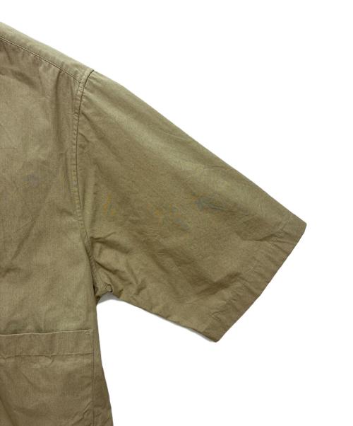 STUDIO NICHOLSON（スタジオ ニコルソン）STUDIO NICHOLSON (スタジオ ニコルソン) PAPER POPLIN SHIRTING-SHORT SLEEVE CAMP COLLAR SHIRT カーキ サイズ:Sの古着・服飾アイテム