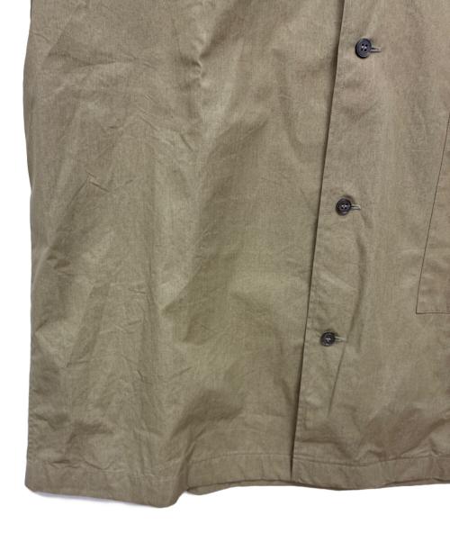 STUDIO NICHOLSON（スタジオ ニコルソン）STUDIO NICHOLSON (スタジオ ニコルソン) PAPER POPLIN SHIRTING-SHORT SLEEVE CAMP COLLAR SHIRT カーキ サイズ:Sの古着・服飾アイテム