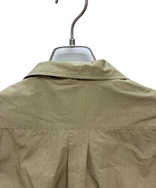 STUDIO NICHOLSON（スタジオ ニコルソン）STUDIO NICHOLSON (スタジオ ニコルソン) PAPER POPLIN SHIRTING-SHORT SLEEVE CAMP COLLAR SHIRT カーキ サイズ:Sの古着・服飾アイテム
