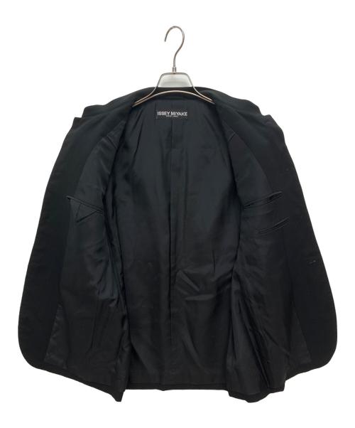 ISSEY MIYAKE WHITE LABEL（イッセイミヤケホワイトレーベル）ISSEY MIYAKE WHITE LABEL (イッセイミヤケホワイトレーベル) マオカラージャケット ブラック サイズ:SIZE 1の古着・服飾アイテム
