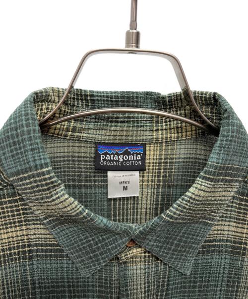 Patagonia（パタゴニア）Patagonia (パタゴニア) 2005年製 オーガニックコットン 半袖シャツ グリーン×ベージュ サイズ:Mの古着・服飾アイテム