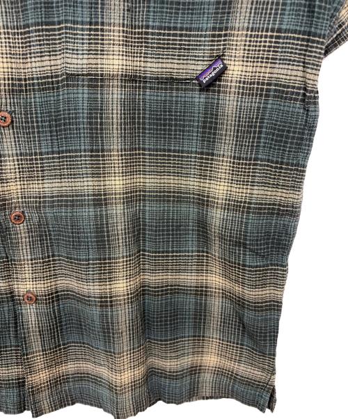 Patagonia（パタゴニア）Patagonia (パタゴニア) 2005年製 オーガニックコットン 半袖シャツ グリーン×ベージュ サイズ:Mの古着・服飾アイテム