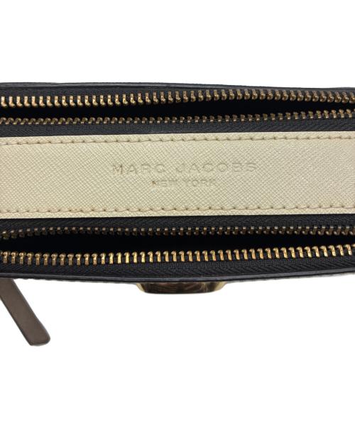 MARC JACOBS（マークジェイコブス）MARC JACOBS (マークジェイコブス) The Snapshot スナップショット ショルダーバッグ ベージュの古着・服飾アイテム