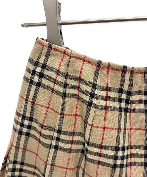 Burberry's（バーバリー）Burberry's (バーバリー) ラップスカート ベージュ×レッド サイズ:36の古着・服飾アイテム