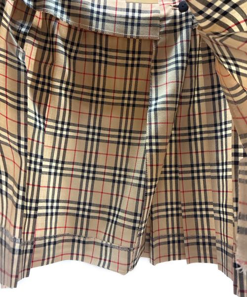 Burberry's（バーバリー）Burberry's (バーバリー) ラップスカート ベージュ×レッド サイズ:36の古着・服飾アイテム