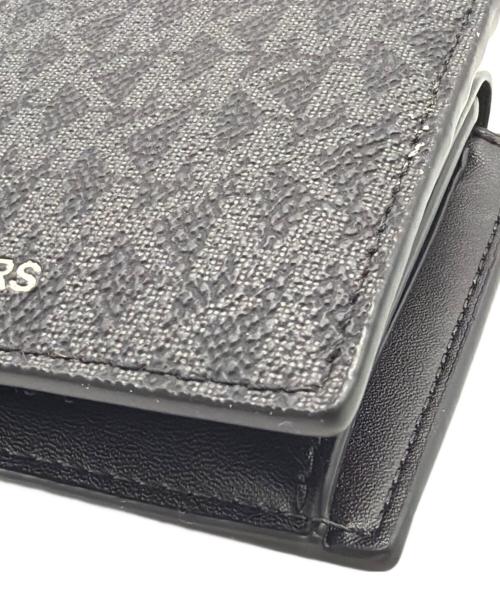 MICHAEL KORS（マイケル・コース）MICHAEL KORS (マイケル・コース) 2つ折り財布 ブラックの古着・服飾アイテム
