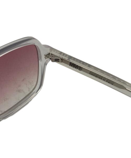 MM6 Maison Margiela（エムエムシックスメゾンマルジェラ）MM6 Maison Margiela (エムエムシックスメゾンマルジェラ) サングラス ホワイト×ピンク サイズ:56☐17の古着・服飾アイテム