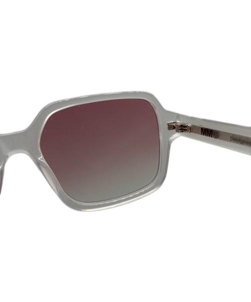 MM6 Maison Margiela（エムエムシックスメゾンマルジェラ）MM6 Maison Margiela (エムエムシックスメゾンマルジェラ) サングラス ホワイト×ピンク サイズ:56☐17の古着・服飾アイテム