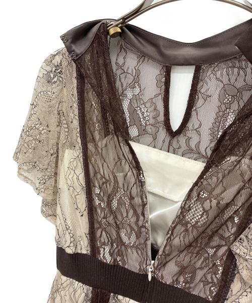 MERCURY DUO（マーキュリーデュオ）MERCURY DUO (マーキュリーデュオ) レースプリーツスイッチングドレス ブラウン×ベージュ サイズ:Sの古着・服飾アイテム