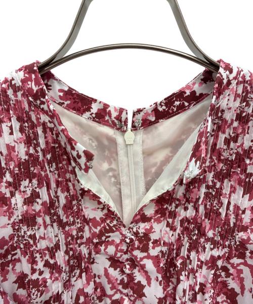 MERCURY DUO（マーキュリーデュオ）MERCURY DUO (マーキュリーデュオ) プリントプリーツデザインワンピース レッド×ホワイト サイズ:Mの古着・服飾アイテム