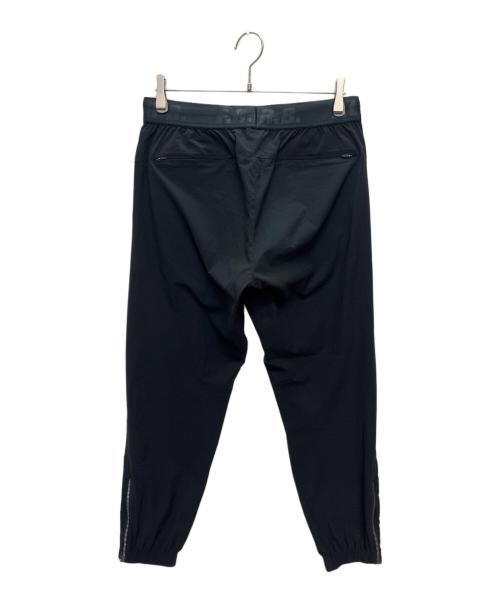 F.C.R.B.（エフシーレアルブリストル）F.C.R.B. (エフシーレアルブリストル) STRETCH LIGHT WEIGHT JOGGER PANTS ブラック サイズ:Mの古着・服飾アイテム