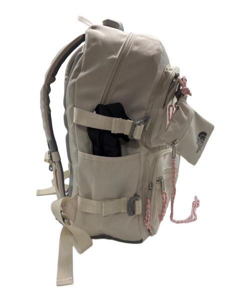 THE NORTH FACE（ザ ノース フェイス）THE NORTH FACE (ザ ノース フェイス) LIGHT POP UP BACKPACK ホワイトの古着・服飾アイテム