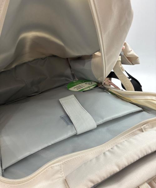 THE NORTH FACE（ザ ノース フェイス）THE NORTH FACE (ザ ノース フェイス) LIGHT POP UP BACKPACK ホワイトの古着・服飾アイテム