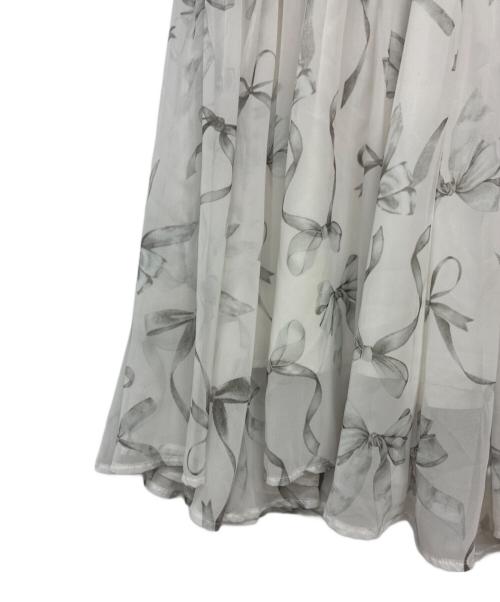 Rose Muse（ロゼミューズ）rose muse (ロゼミューズ) ribbon pattern pleated dress ホワイト サイズ:Sの古着・服飾アイテム