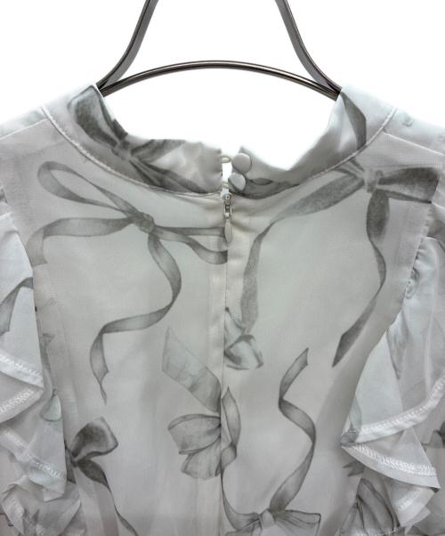 Rose Muse（ロゼミューズ）rose muse (ロゼミューズ) ribbon pattern pleated dress ホワイト サイズ:Sの古着・服飾アイテム