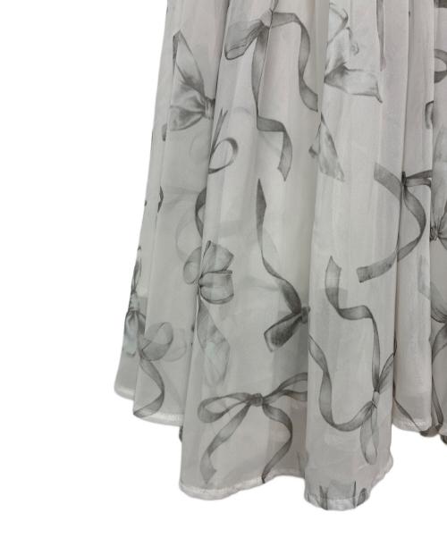 Rose Muse（ロゼミューズ）rose muse (ロゼミューズ) ribbon pattern pleated dress ホワイト サイズ:Sの古着・服飾アイテム