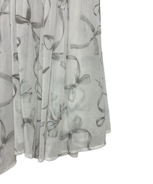 Rose Muse（ロゼミューズ）rose muse (ロゼミューズ) ribbon pattern pleated dress ホワイト サイズ:Sの古着・服飾アイテム