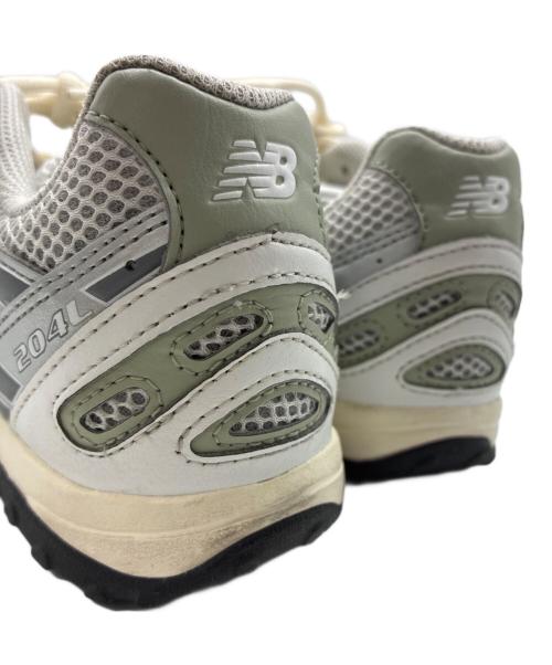 NEW BALANCE（ニューバランス）NEW BALANCE (ニューバランス) ローカットスニーカー シルバー×グリーン サイズ:26cmの古着・服飾アイテム