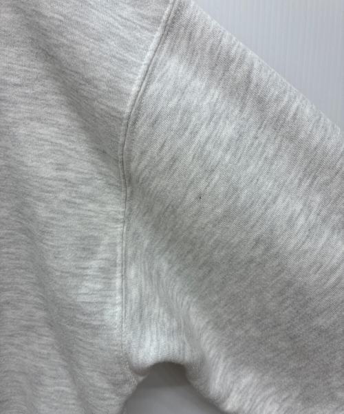 YESEYESEE（イエスアイシー）YESEYESEE (イエスアイシー) C-Logo Sweatshirt ライトグレー サイズ:Mの古着・服飾アイテム