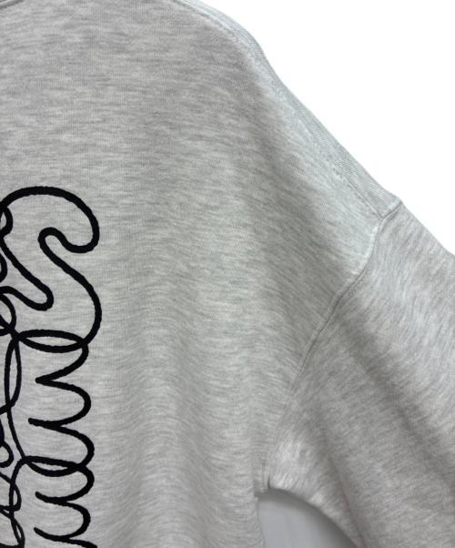 YESEYESEE（イエスアイシー）YESEYESEE (イエスアイシー) C-Logo Sweatshirt ライトグレー サイズ:Mの古着・服飾アイテム