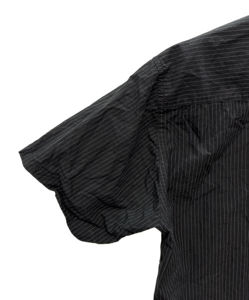 stussy（ステューシー）stussy (ステューシー) ストライプ半袖シャツ ブラック×ホワイト サイズ:XLの古着・服飾アイテム