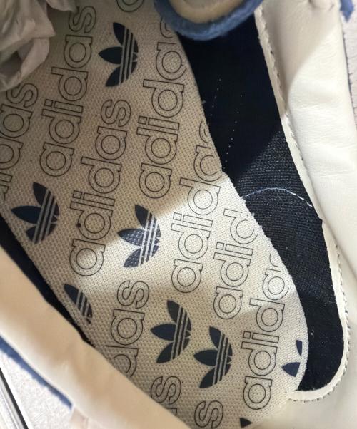 adidas（アディダス）adidas (アディダス) ローカットスニーカー ブルー×ベージュ サイズ:28の古着・服飾アイテム