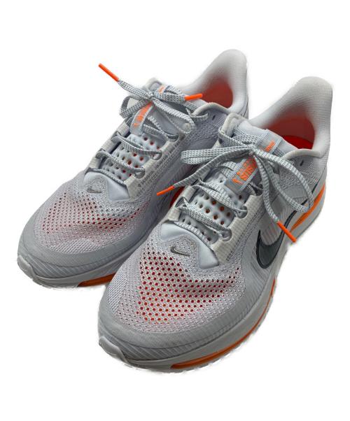 NIKE（ナイキ）nike (ナイキ) PEGASUS PREMIUM FOOTBALL オレンジ×ライトグレー サイズ:27.5cmの古着・服飾アイテム
