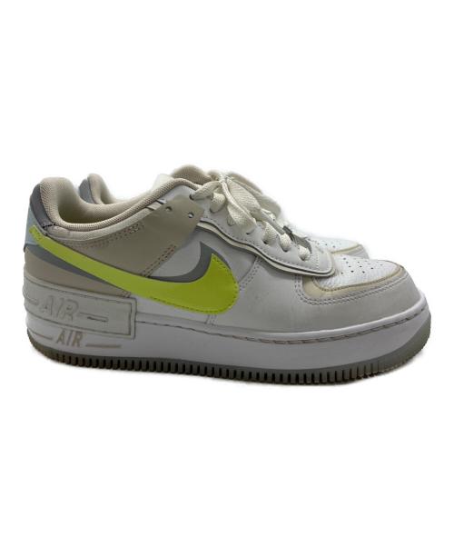 NIKE（ナイキ）NIKE (ナイキ) ローカットスニーカー ホワイト サイズ:25.5の古着・服飾アイテム