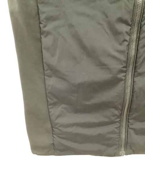 ARC'TERYX（アークテリクス）ARC'TERYX (アークテリクス) ATOM LT VEST ブラック サイズ:Mの古着・服飾アイテム