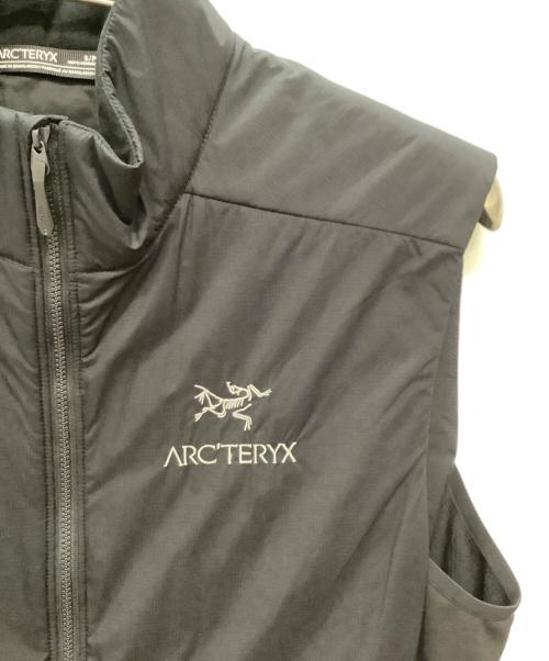 ARC'TERYX（アークテリクス）ARC'TERYX (アークテリクス) ATOM LT VEST ブラック サイズ:Mの古着・服飾アイテム